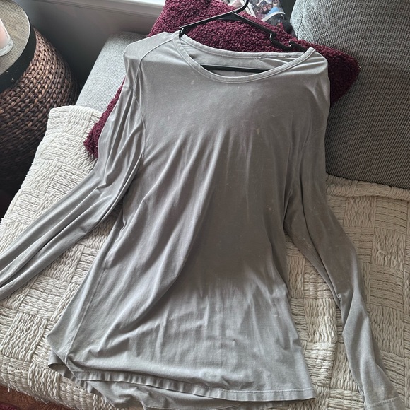 Men’s Large Lululemon Long Sleeve Shirt - Picture 3 of 5